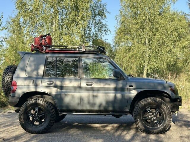 Мицубиси Паджеро, объемом двигателя 2 л и пробегом 170 тыс. км за 3200 $, фото 6 на Automoto.ua