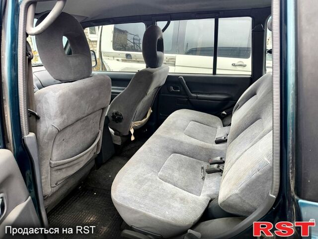 Мицубиси Паджеро, объемом двигателя 2.5 л и пробегом 180 тыс. км за 6499 $, фото 5 на Automoto.ua