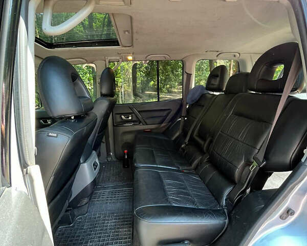 Мицубиси Паджеро, объемом двигателя 3.2 л и пробегом 307 тыс. км за 8500 $, фото 17 на Automoto.ua