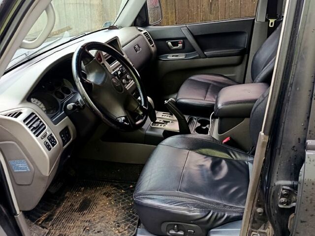 Міцубісі Паджеро, об'ємом двигуна 3.2 л та пробігом 350 тис. км за 7500 $, фото 2 на Automoto.ua