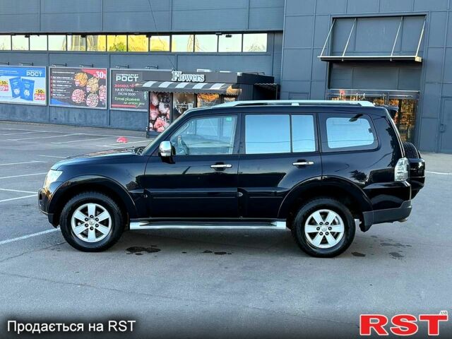 Мицубиси Паджеро, объемом двигателя 3 л и пробегом 190 тыс. км за 9599 $, фото 2 на Automoto.ua