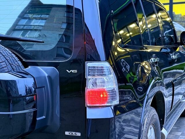 Міцубісі Паджеро, об'ємом двигуна 3 л та пробігом 150 тис. км за 11000 $, фото 7 на Automoto.ua