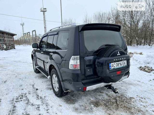 Міцубісі Паджеро, об'ємом двигуна 3.2 л та пробігом 229 тис. км за 15500 $, фото 5 на Automoto.ua