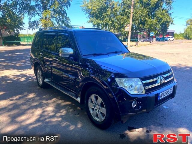 Мицубиси Паджеро, объемом двигателя 3.2 л и пробегом 280 тыс. км за 13000 $, фото 1 на Automoto.ua