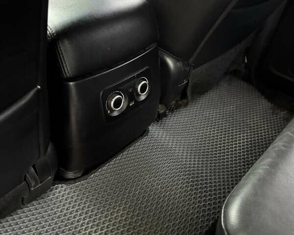 Мицубиси Паджеро, объемом двигателя 3 л и пробегом 410 тыс. км за 10500 $, фото 4 на Automoto.ua