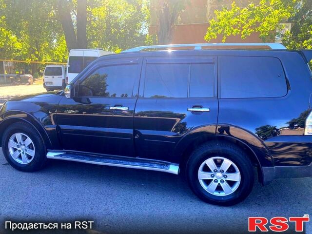 Мицубиси Паджеро, объемом двигателя 3.2 л и пробегом 280 тыс. км за 13000 $, фото 10 на Automoto.ua