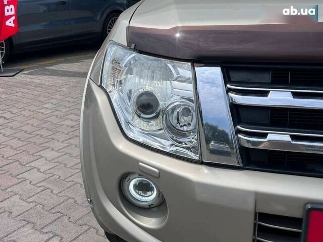 Міцубісі Паджеро, об'ємом двигуна 0 л та пробігом 244 тис. км за 19999 $, фото 1 на Automoto.ua