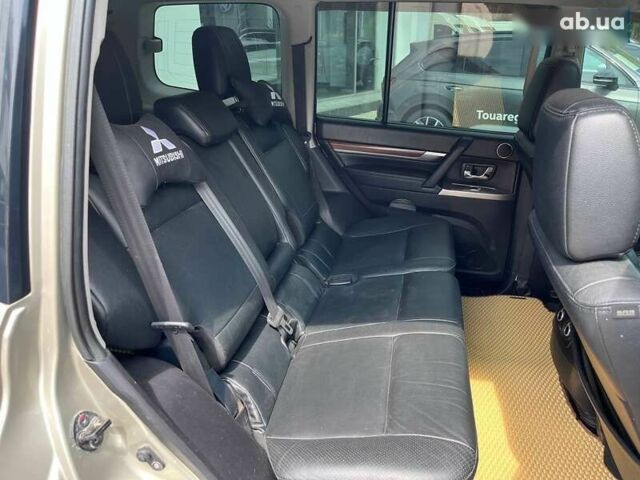 Міцубісі Паджеро, об'ємом двигуна 0 л та пробігом 244 тис. км за 19999 $, фото 22 на Automoto.ua