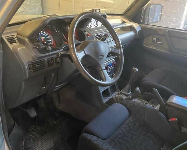 Сірий Міцубісі Паджеро, об'ємом двигуна 2.48 л та пробігом 180 тис. км за 6500 $, фото 4 на Automoto.ua