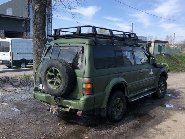 Серый Мицубиси Паджеро, объемом двигателя 2.8 л и пробегом 170 тыс. км за 1800 $, фото 3 на Automoto.ua