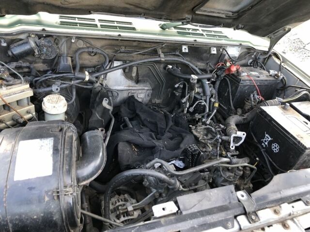 Серый Мицубиси Паджеро, объемом двигателя 2.8 л и пробегом 170 тыс. км за 1800 $, фото 7 на Automoto.ua