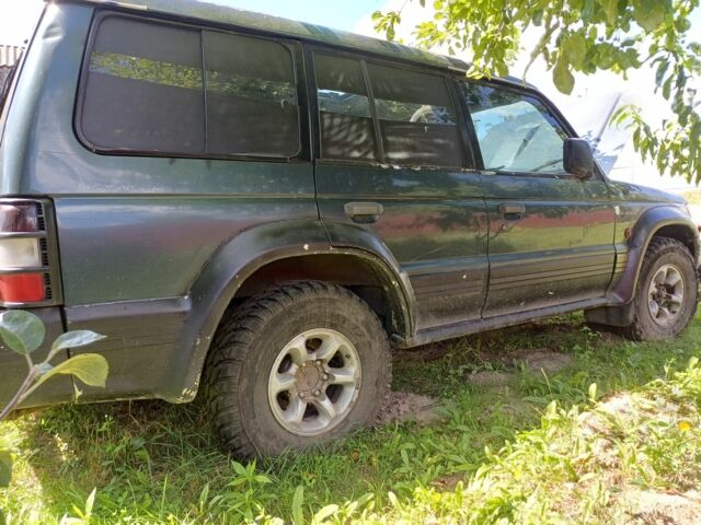 Сірий Міцубісі Паджеро, об'ємом двигуна 0 л та пробігом 390 тис. км за 73500 $, фото 2 на Automoto.ua
