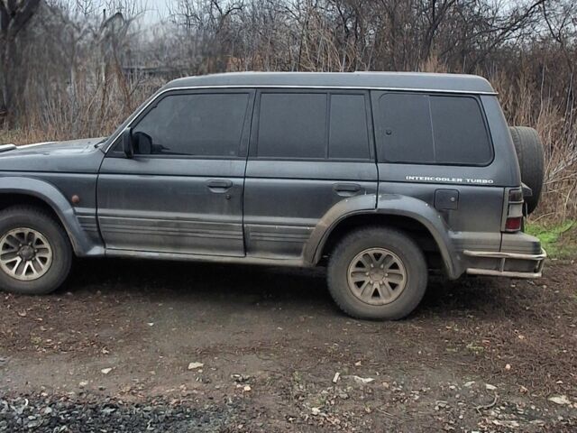 Серый Мицубиси Паджеро, объемом двигателя 0 л и пробегом 250 тыс. км за 3499 $, фото 2 на Automoto.ua