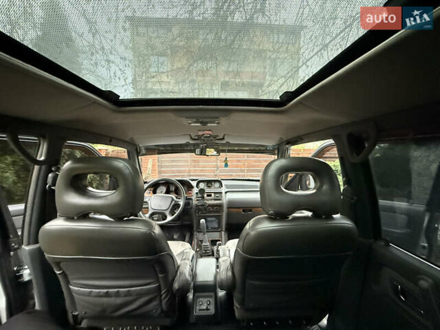 Сірий Міцубісі Паджеро, об'ємом двигуна 3.5 л та пробігом 386 тис. км за 8500 $, фото 29 на Automoto.ua