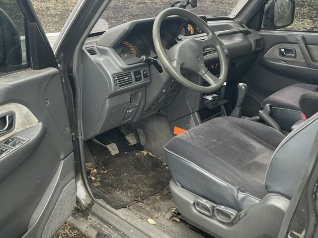 Міцубісі Паджеро 1996 у Краматорске на Automoto.ua Сірий Міцубісі Паджеро, об'ємом двигуна 2.5 л та пробігом 380 тис. км за 140000 $, фото 2 на Automoto.ua