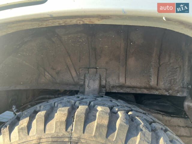 Серый Мицубиси Паджеро, объемом двигателя 2.84 л и пробегом 251 тыс. км за 6900 $, фото 13 на Automoto.ua