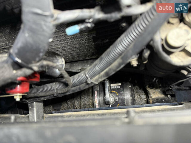 Сірий Міцубісі Паджеро, об'ємом двигуна 3.5 л та пробігом 386 тис. км за 8500 $, фото 42 на Automoto.ua