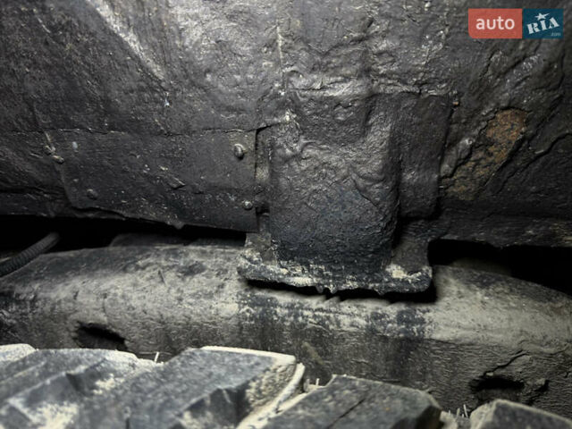 Сірий Міцубісі Паджеро, об'ємом двигуна 3.5 л та пробігом 386 тис. км за 8500 $, фото 51 на Automoto.ua