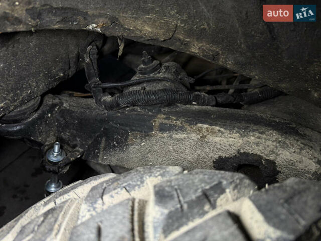 Сірий Міцубісі Паджеро, об'ємом двигуна 3.5 л та пробігом 386 тис. км за 8500 $, фото 54 на Automoto.ua