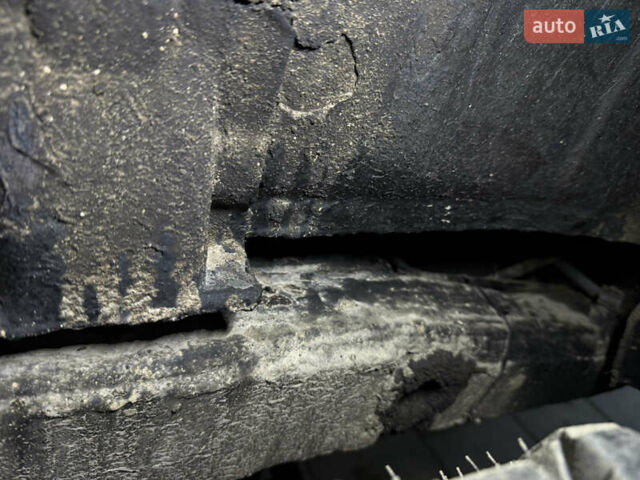 Сірий Міцубісі Паджеро, об'ємом двигуна 3.5 л та пробігом 386 тис. км за 8500 $, фото 55 на Automoto.ua