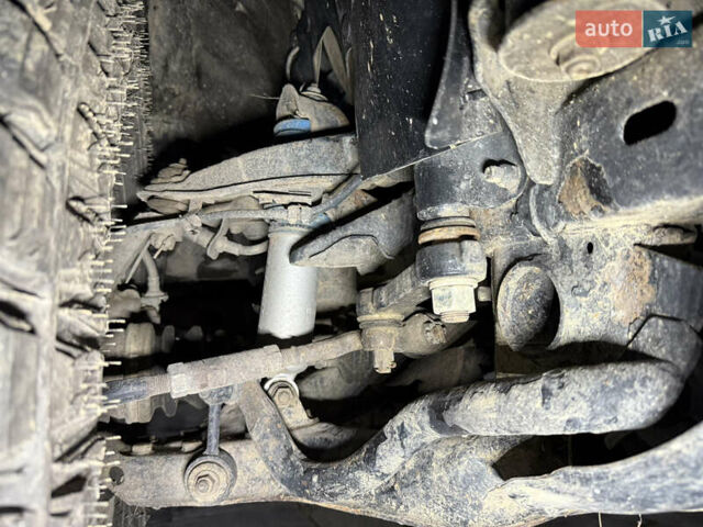 Сірий Міцубісі Паджеро, об'ємом двигуна 3.5 л та пробігом 386 тис. км за 8500 $, фото 46 на Automoto.ua