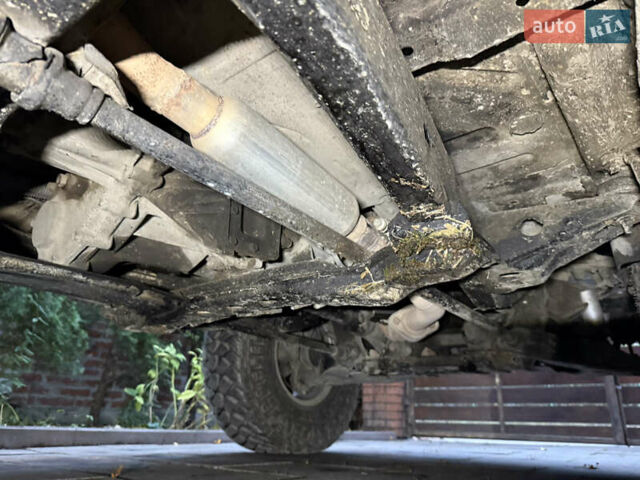 Сірий Міцубісі Паджеро, об'ємом двигуна 3.5 л та пробігом 386 тис. км за 8500 $, фото 49 на Automoto.ua