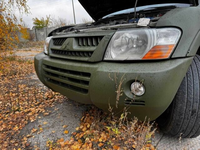 Серый Мицубиси Паджеро, объемом двигателя 3.2 л и пробегом 380 тыс. км за 5000 $, фото 1 на Automoto.ua