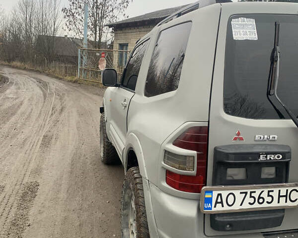 Серый Мицубиси Паджеро, объемом двигателя 3.2 л и пробегом 200 тыс. км за 9500 $, фото 11 на Automoto.ua