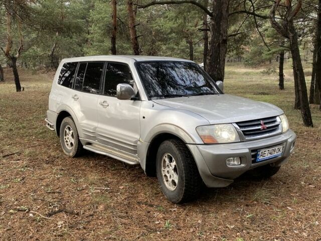 Сірий Міцубісі Паджеро, об'ємом двигуна 3.5 л та пробігом 330 тис. км за 4400 $, фото 5 на Automoto.ua