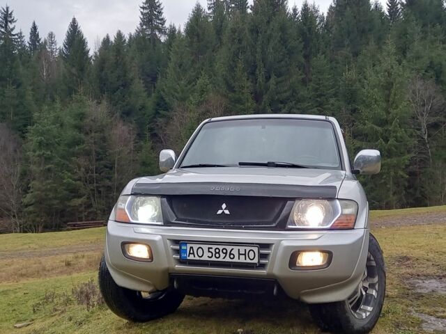 Сірий Міцубісі Паджеро, об'ємом двигуна 3.5 л та пробігом 316 тис. км за 7400 $, фото 4 на Automoto.ua