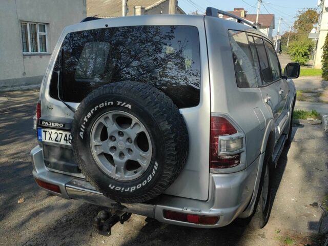 Сірий Міцубісі Паджеро, об'ємом двигуна 3.2 л та пробігом 320 тис. км за 4500 $, фото 1 на Automoto.ua
