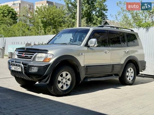 Серый Мицубиси Паджеро, объемом двигателя 3.5 л и пробегом 250 тыс. км за 6800 $, фото 7 на Automoto.ua