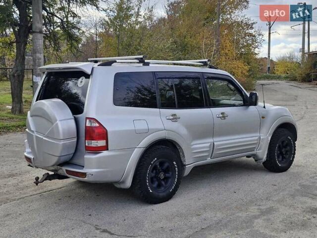 Сірий Міцубісі Паджеро, об'ємом двигуна 3.5 л та пробігом 266 тис. км за 6000 $, фото 9 на Automoto.ua