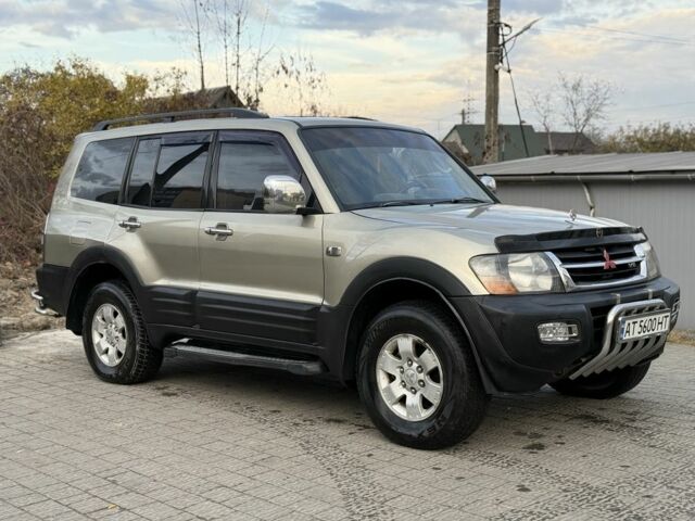 Серый Мицубиси Паджеро, объемом двигателя 3.5 л и пробегом 250 тыс. км за 6800 $, фото 2 на Automoto.ua