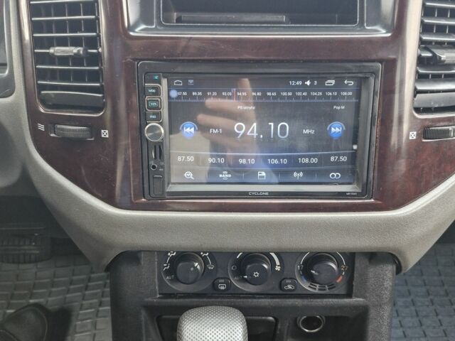 Сірий Міцубісі Паджеро, об'ємом двигуна 3.5 л та пробігом 262 тис. км за 6000 $, фото 21 на Automoto.ua