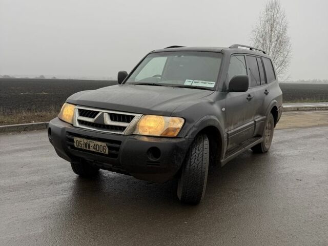 Серый Мицубиси Паджеро, объемом двигателя 3.2 л и пробегом 360 тыс. км за 3673 $, фото 3 на Automoto.ua