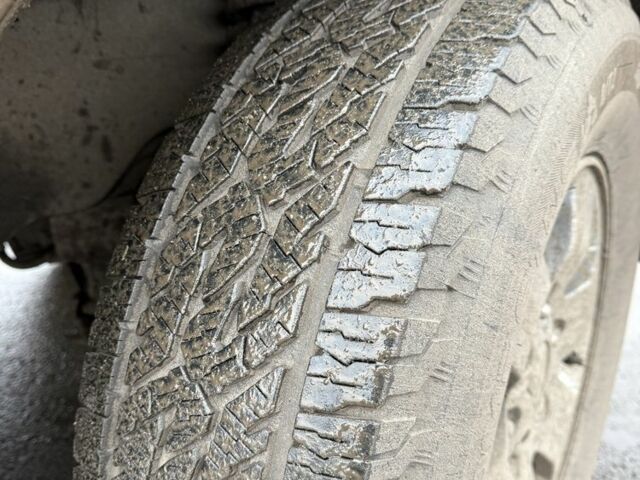 Серый Мицубиси Паджеро, объемом двигателя 3.2 л и пробегом 360 тыс. км за 3673 $, фото 6 на Automoto.ua