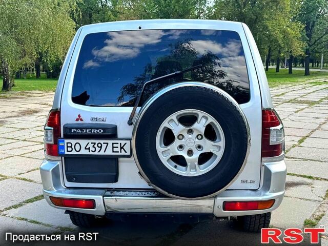 Серый Мицубиси Паджеро, объемом двигателя 3.5 л и пробегом 286 тыс. км за 8999 $, фото 2 на Automoto.ua