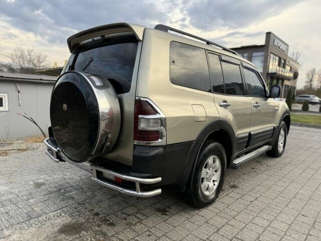 Серый Мицубиси Паджеро, объемом двигателя 3.5 л и пробегом 250 тыс. км за 6800 $, фото 3 на Automoto.ua