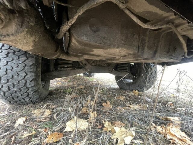 Серый Мицубиси Паджеро, объемом двигателя 3.2 л и пробегом 250 тыс. км за 4000 $, фото 13 на Automoto.ua