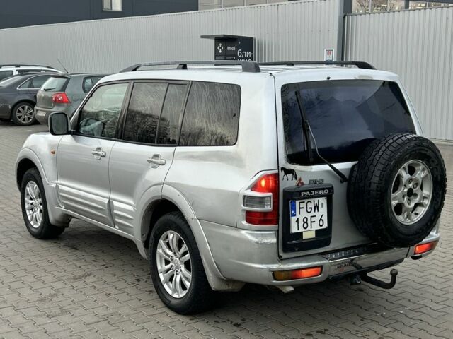 Сірий Міцубісі Паджеро, об'ємом двигуна 3.2 л та пробігом 400 тис. км за 3850 $, фото 2 на Automoto.ua