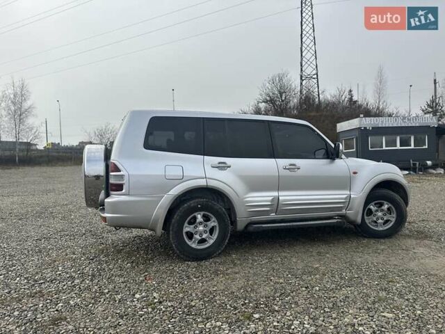 Серый Мицубиси Паджеро, объемом двигателя 3.5 л и пробегом 299 тыс. км за 6700 $, фото 4 на Automoto.ua