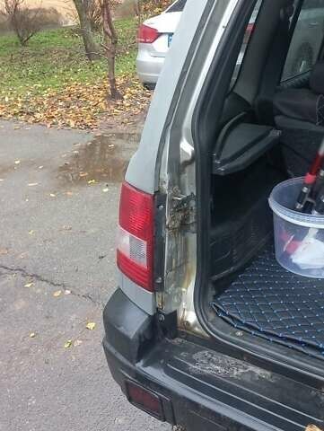 Серый Мицубиси Паджеро, объемом двигателя 1.8 л и пробегом 146 тыс. км за 4550 $, фото 4 на Automoto.ua