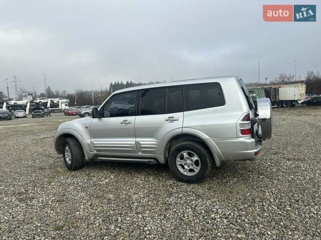 Серый Мицубиси Паджеро, объемом двигателя 3.5 л и пробегом 299 тыс. км за 6700 $, фото 12 на Automoto.ua