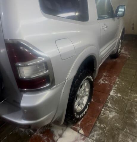 Мицубиси Паджеро 2002 в Барвенковом на Automoto.ua Серый Мицубиси Паджеро, объемом двигателя 3.2 л и пробегом 300 тыс. км за 3700 $, фото 6 на Automoto.ua