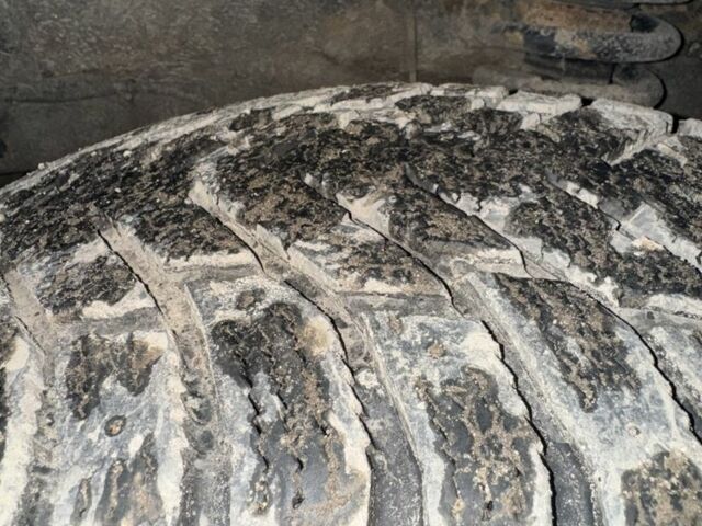 Сірий Міцубісі Паджеро, об'ємом двигуна 0 л та пробігом 200 тис. км за 1500 $, фото 8 на Automoto.ua