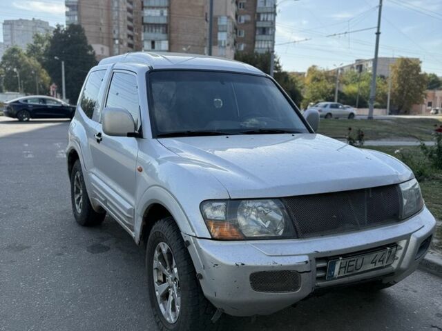Сірий Міцубісі Паджеро, об'ємом двигуна 3.2 л та пробігом 126 тис. км за 4000 $, фото 1 на Automoto.ua