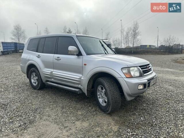 Серый Мицубиси Паджеро, объемом двигателя 3.5 л и пробегом 299 тыс. км за 6700 $, фото 18 на Automoto.ua