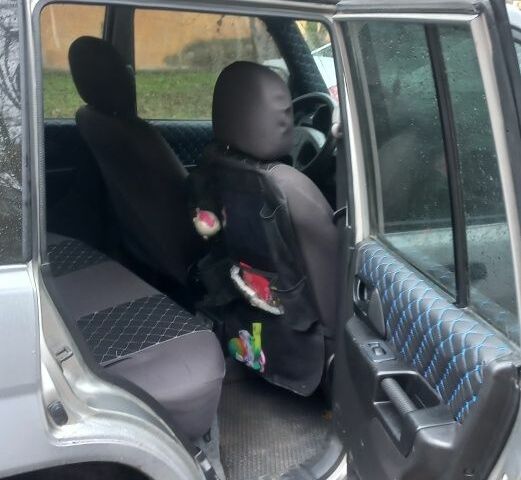 Сірий Міцубісі Паджеро, об'ємом двигуна 1.8 л та пробігом 146 тис. км за 4550 $, фото 9 на Automoto.ua