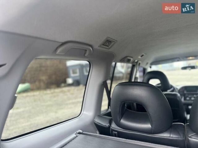 Серый Мицубиси Паджеро, объемом двигателя 3.5 л и пробегом 299 тыс. км за 6700 $, фото 37 на Automoto.ua